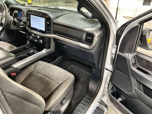 Used 2024 Ford F150 XLT w/ Mobile Office Package image 27