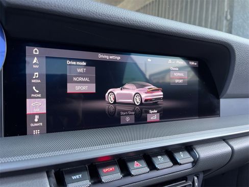 Used 2021 Porsche 911 Carrera image 19