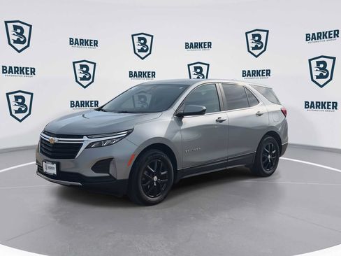 Used 2024 Chevrolet Equinox LT w/ LPO, Floor Liner Package FWD image 5