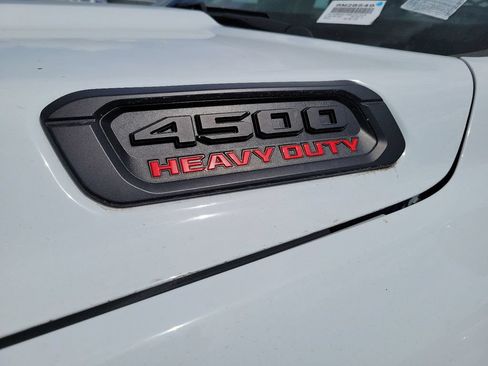 New 2024 RAM 4500 Tradesman RWD image 19