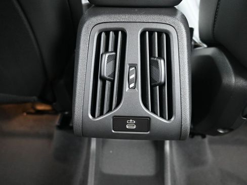 New 2026 BMW X1 xDrive28i w/ Convenience Package image 32