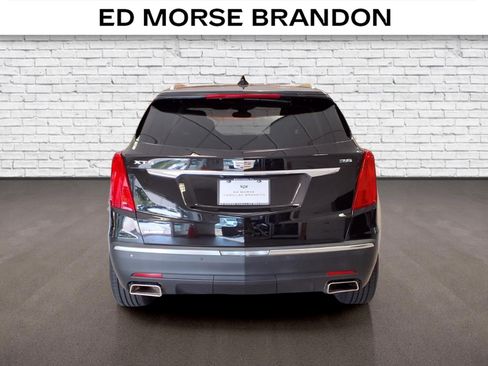 Used 2017 Cadillac XT5 Premium Luxury FWD image 4