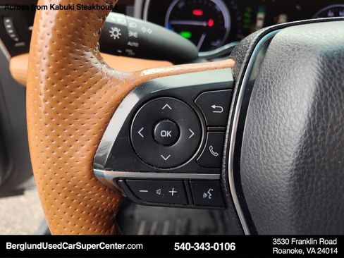 Used 2019 Toyota Avalon Limited w/ Advanced Safety Package image 20