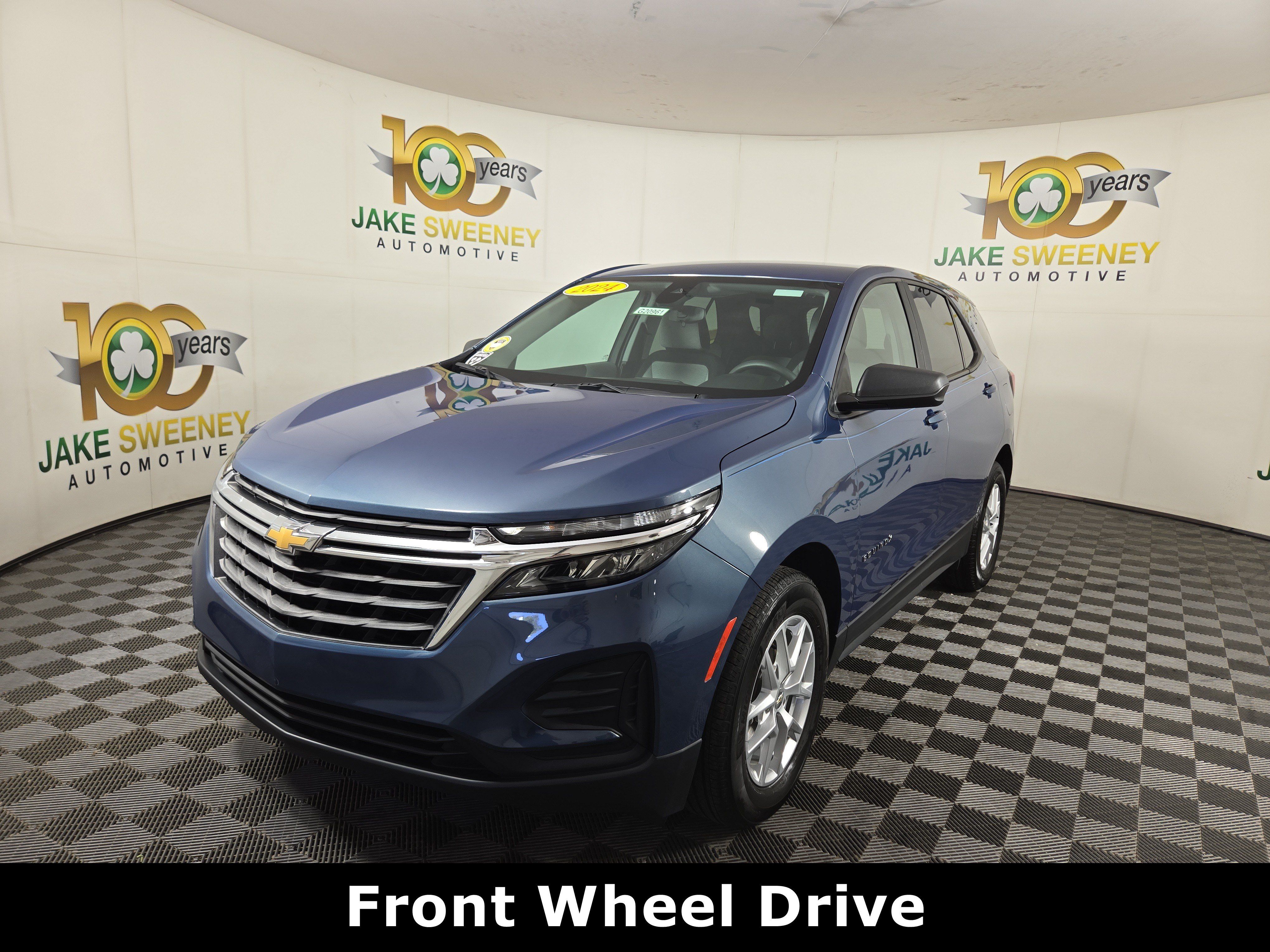 Certified 2024 Chevrolet Equinox LS w/ LS Convenience Package FWD image 3