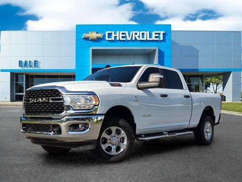Used 2024 RAM 2500 Big Horn w/ Off Road Package AWD/4WD image 28
