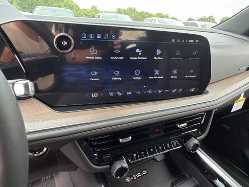 New 2026 Chevrolet Tahoe High Country w/ Sun And Tow Package AWD/4WD image 6