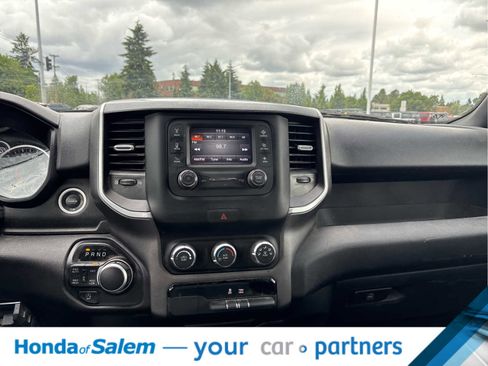 Used 2021 RAM 1500 Big Horn AWD/4WD image 16