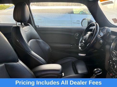 Used 2015 MINI Cooper 2-Door Hardtop FWD image 9
