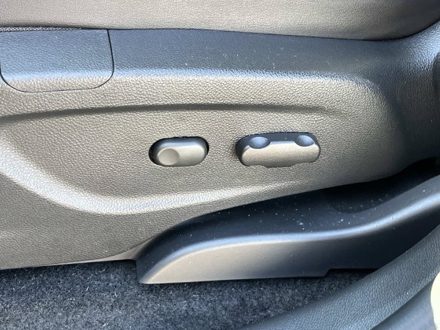 Used 2019 Buick Encore Preferred FWD image 27