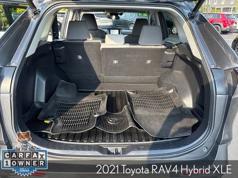 Used 2021 Toyota RAV4 XLE w/ Convenience Package AWD/4WD image 26