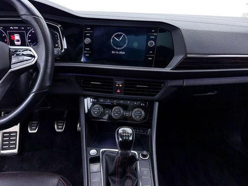 Used 2022 Volkswagen Jetta GLI Autobahn FWD image 6