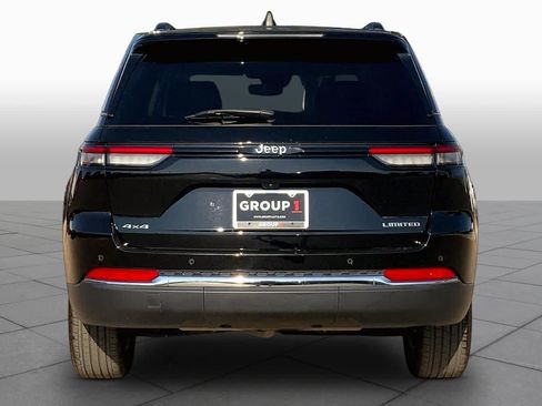 Used 2023 Jeep Grand Cherokee Limited AWD/4WD image 5