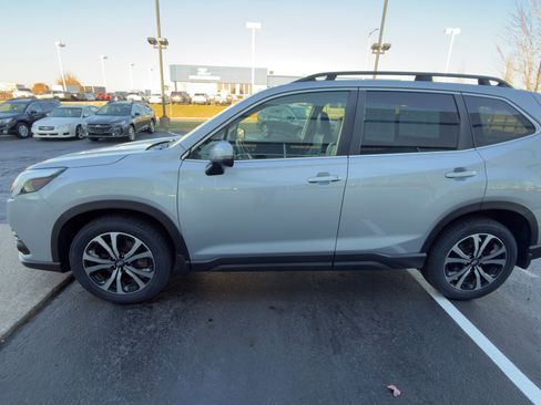 Certified 2023 Subaru Forester Limited image 6