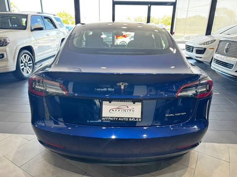 Used 2022 Tesla Model 3 Long Range AWD/4WD image 4