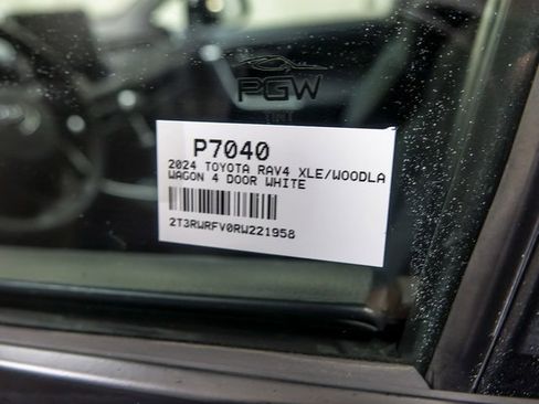 Certified 2024 Toyota RAV4 XLE image 30