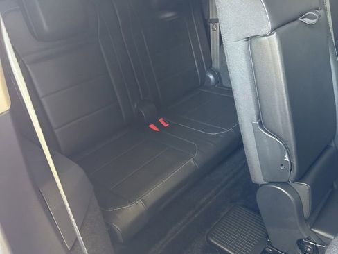 Used 2019 Volkswagen Tiguan S AWD/4WD image 12
