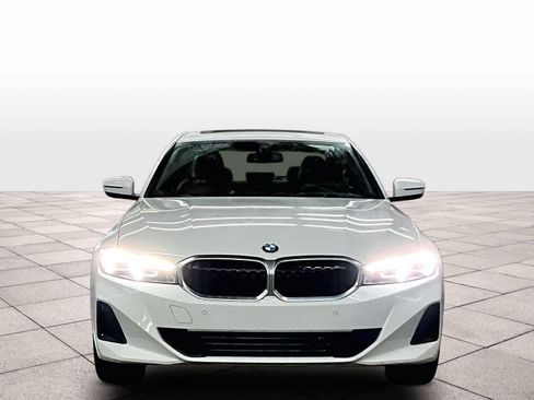 Used 2025 BMW 330i Sedan w/ Convenience Package image 3