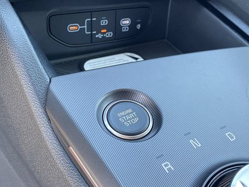 New 2026 Kia Sportage SX Prestige AWD/4WD image 17