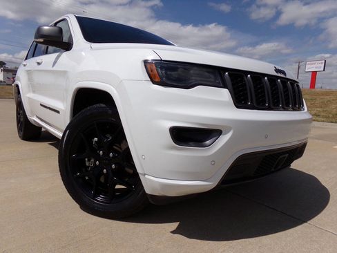 Used 2021 Jeep Grand Cherokee 80th Anniversary w/ Quick Order Package 28K 80th image 9