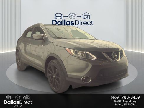 Used 2017 Nissan Rogue Sport SL image 1