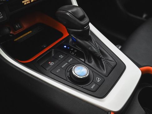 Used 2019 Toyota RAV4 Adventure w/ Advanced Technology Package image 26