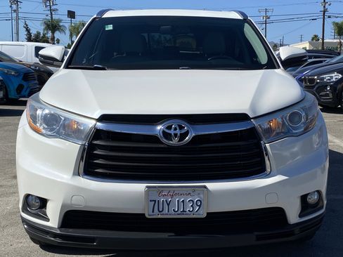Used 2016 Toyota Highlander XLE image 3