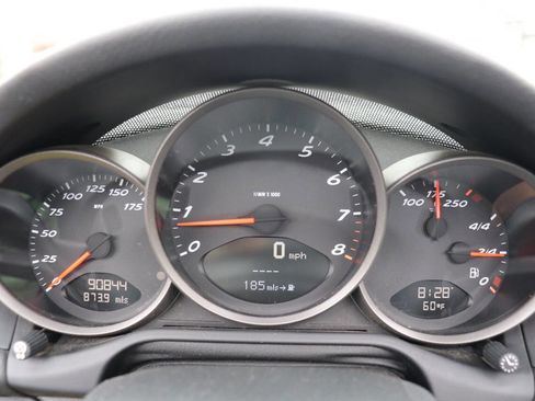 Used 2005 Porsche Boxster RWD image 30