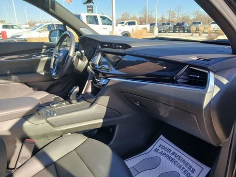 Certified 2024 Cadillac XT6 Sport w/ Technology Package image 26