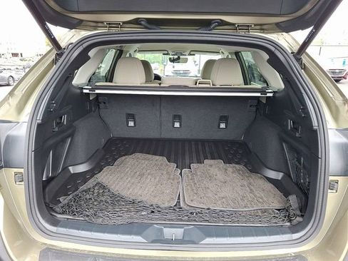 Used 2023 Subaru Outback Premium image 31