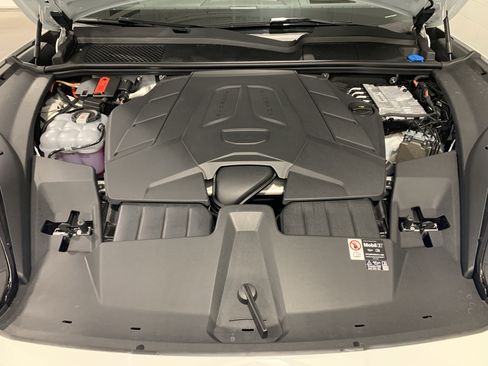 New 2026 Porsche Cayenne image 30