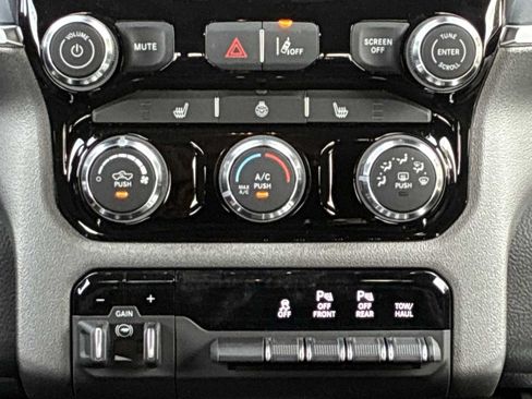 New 2026 RAM 1500 Big Horn AWD/4WD image 16