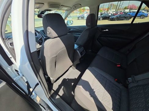 Used 2023 Chevrolet Equinox LT image 19