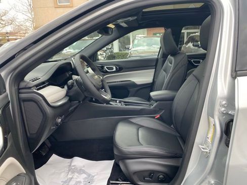 New 2026 Jeep Compass Limited image 21