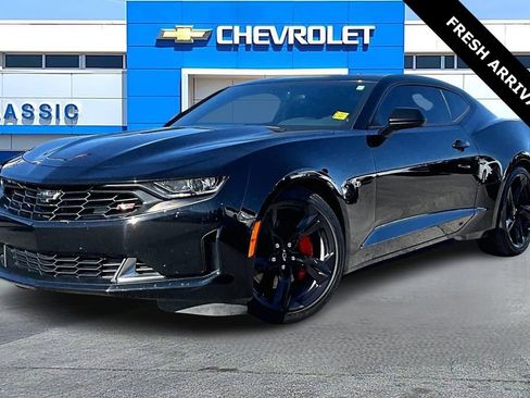 Used 2023 Chevrolet Camaro LT w/ RS Package image 3