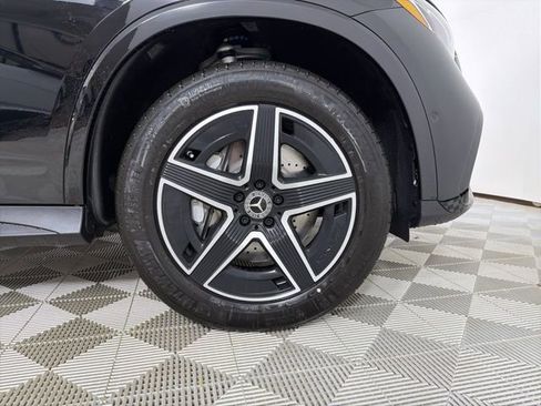 New 2026 Mercedes-Benz GLC 300 4MATIC image 9