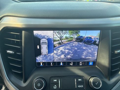 Used 2022 GMC Acadia AT4 w/ Technology Package AWD/4WD image 15