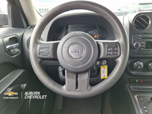Used 2016 Jeep Patriot Sport FWD image 10
