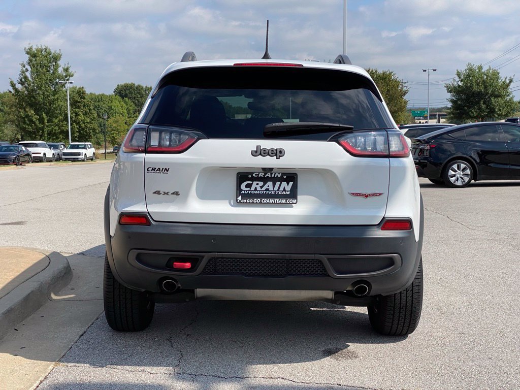 Used 2021 Jeep Cherokee Trailhawk AWD/4WD image 6