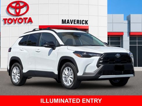 New 2026 Toyota Corolla Cross LE w/ Moonroof Package FWD image 7