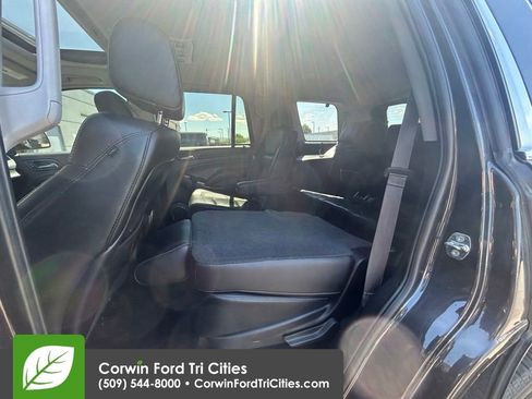 Used 2015 GMC Yukon SLT w/ Open Road Package AWD/4WD image 7