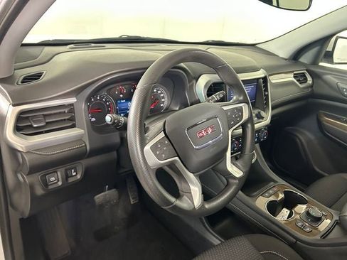 Used 2023 GMC Acadia SLE w/ Driver Convenience Package FWD image 14