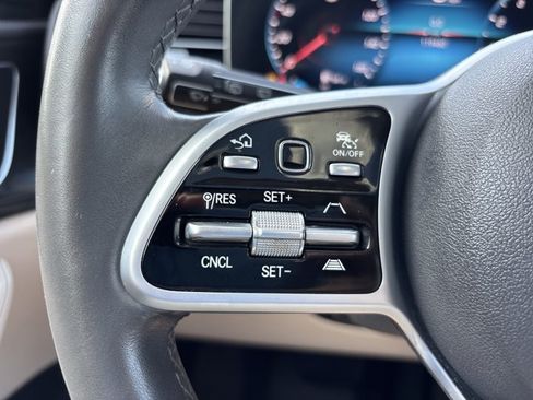 Used 2020 Mercedes-Benz GLE 350 4MATIC image 27