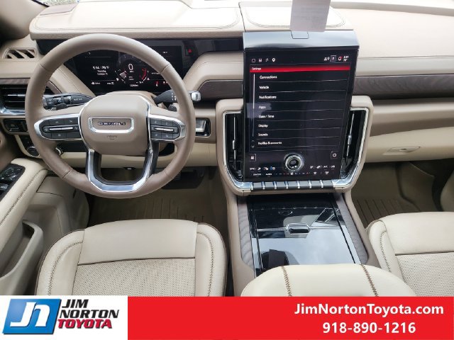 Used 2026 GMC Yukon Denali AWD/4WD image 26