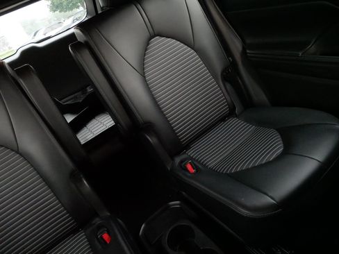Used 2025 Toyota Highlander XSE AWD/4WD image 14