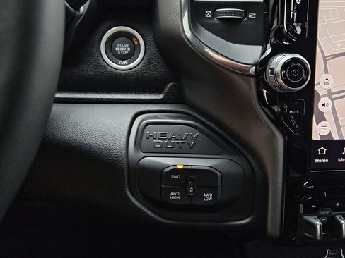 New 2026 RAM 2500 Laramie AWD/4WD image 20