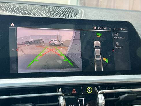 Used 2022 BMW 330i Sedan w/ Premium Package image 22