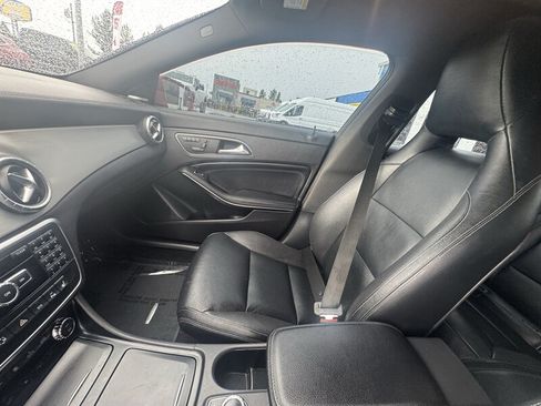 Used 2014 Mercedes-Benz CLA 250 image 10