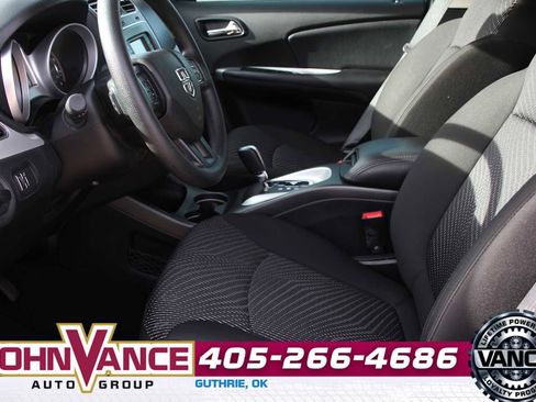 Used 2020 Dodge Journey SE w/ Blacktop Package image 23