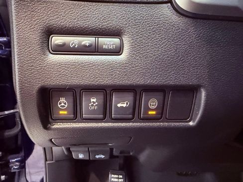 Used 2020 Nissan Murano Platinum image 24