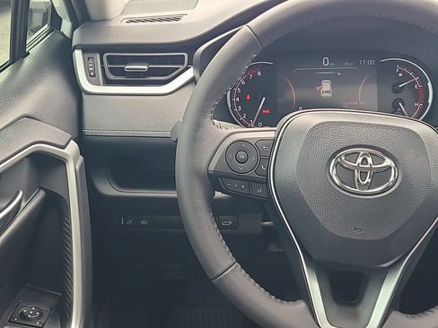 Certified 2025 Toyota RAV4 XLE Premium FWD image 21